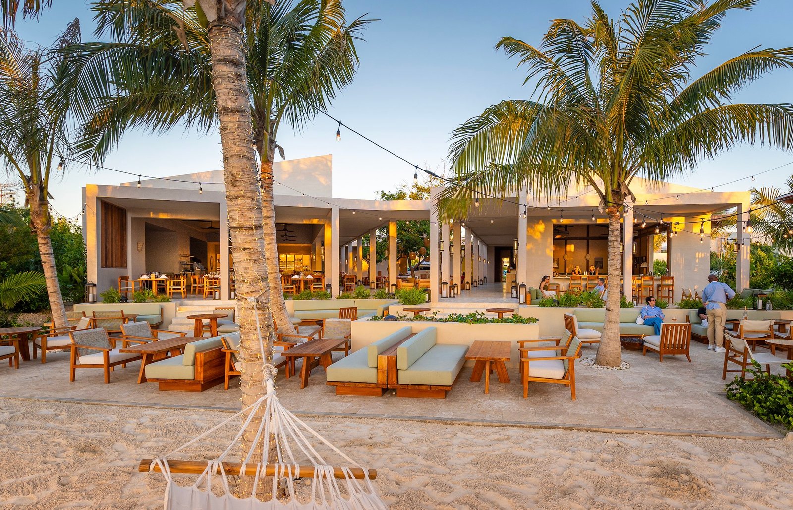 South Bank Resort, eat & drink