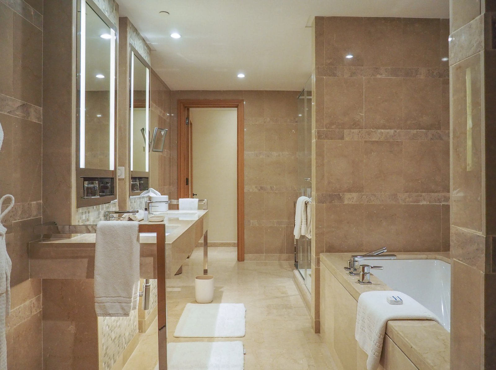 Four Seasons Hotel Tunis, rooms