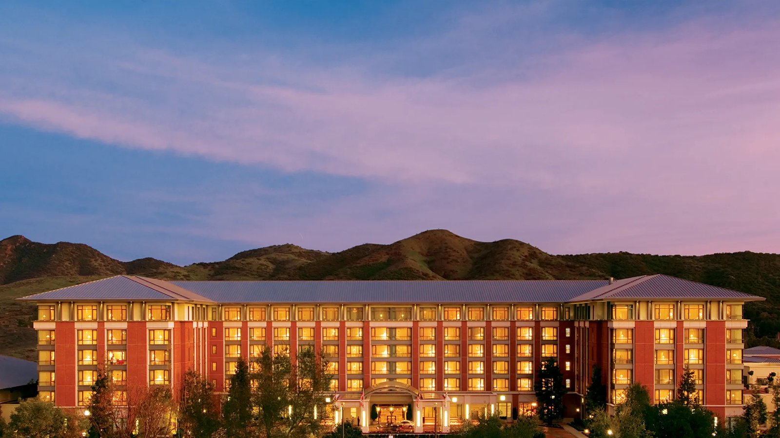 Four Seasons Hotel Westlake Village, California, how it began