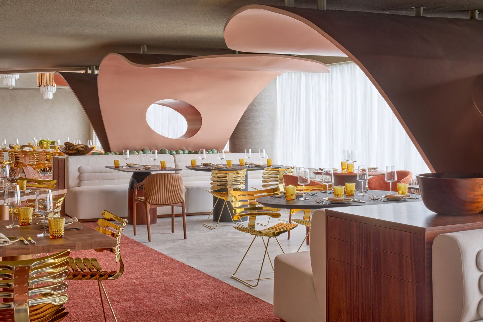 W São Paulo, eat & drink