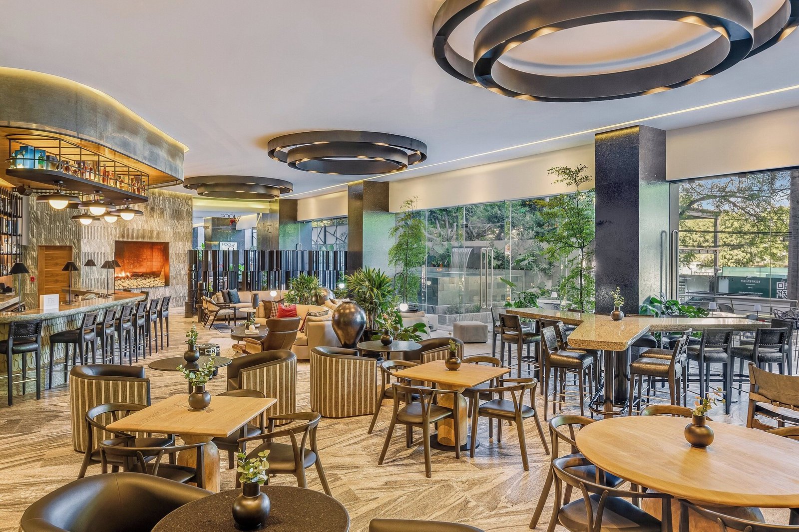 Grand Fiesta Americana Guadalajara Country Club, eat & drink
