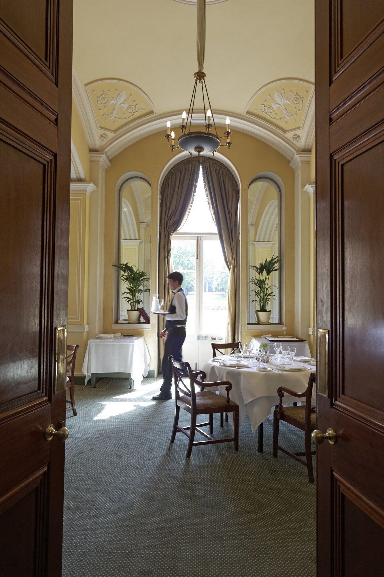 Hartwell House Hotel & Spa, the soane dining room