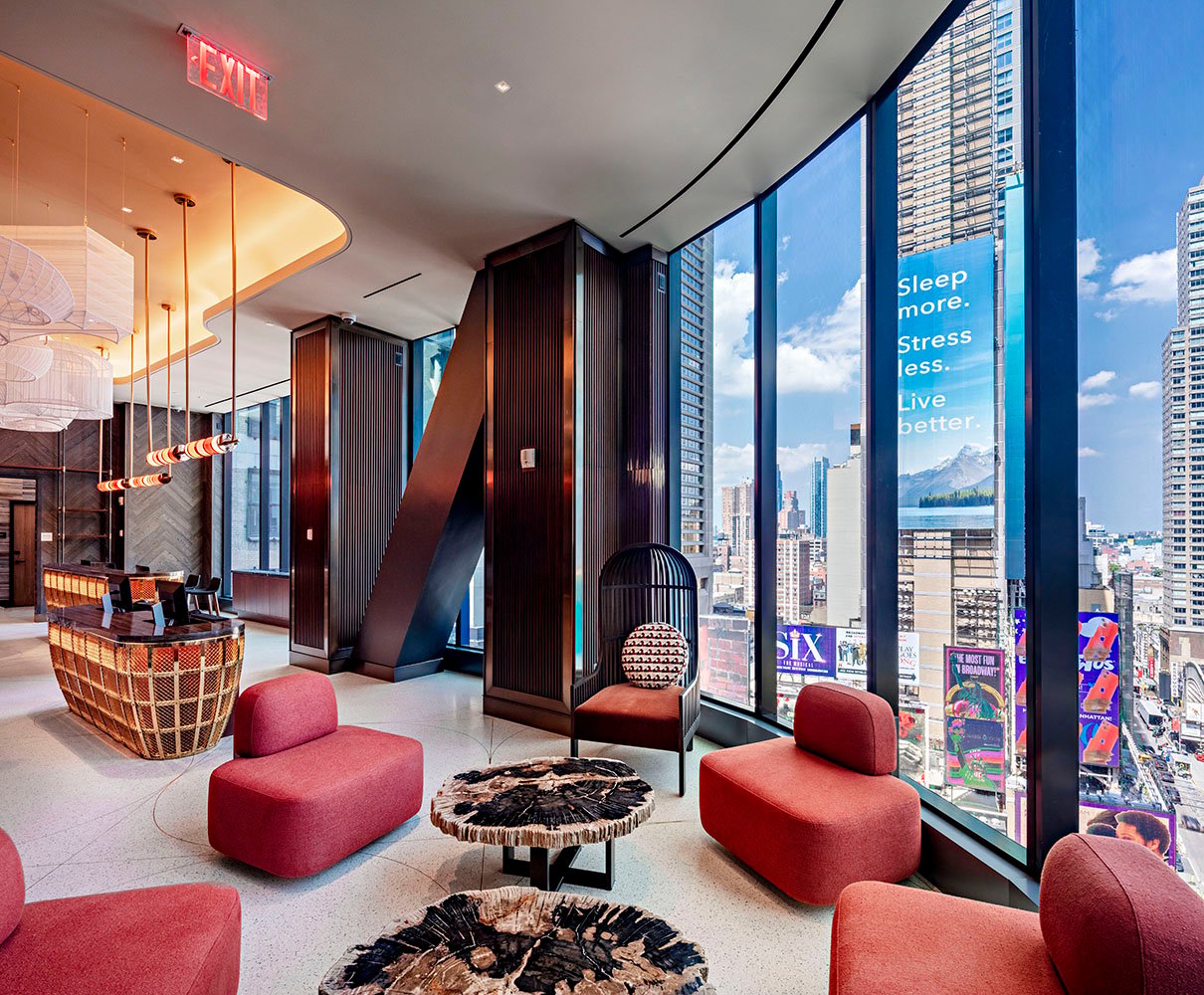 Tempo by Hilton San Diego Del Mar — vibe