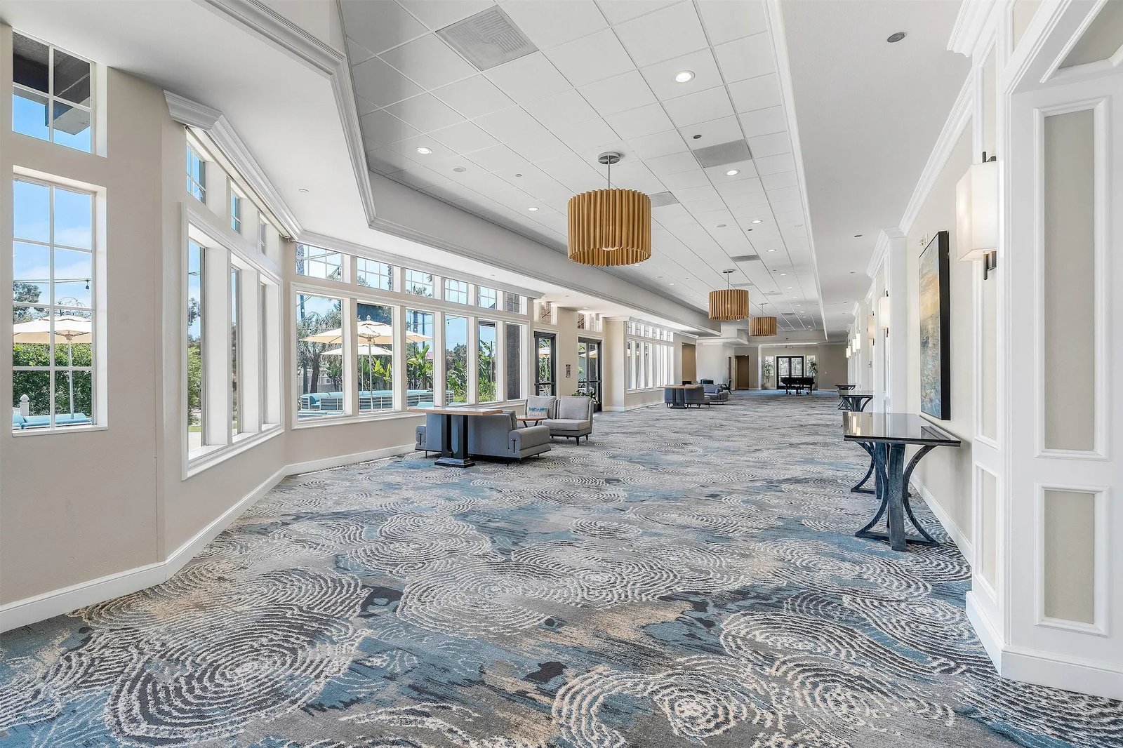 Hilton San Diego/Del Mar — vibe