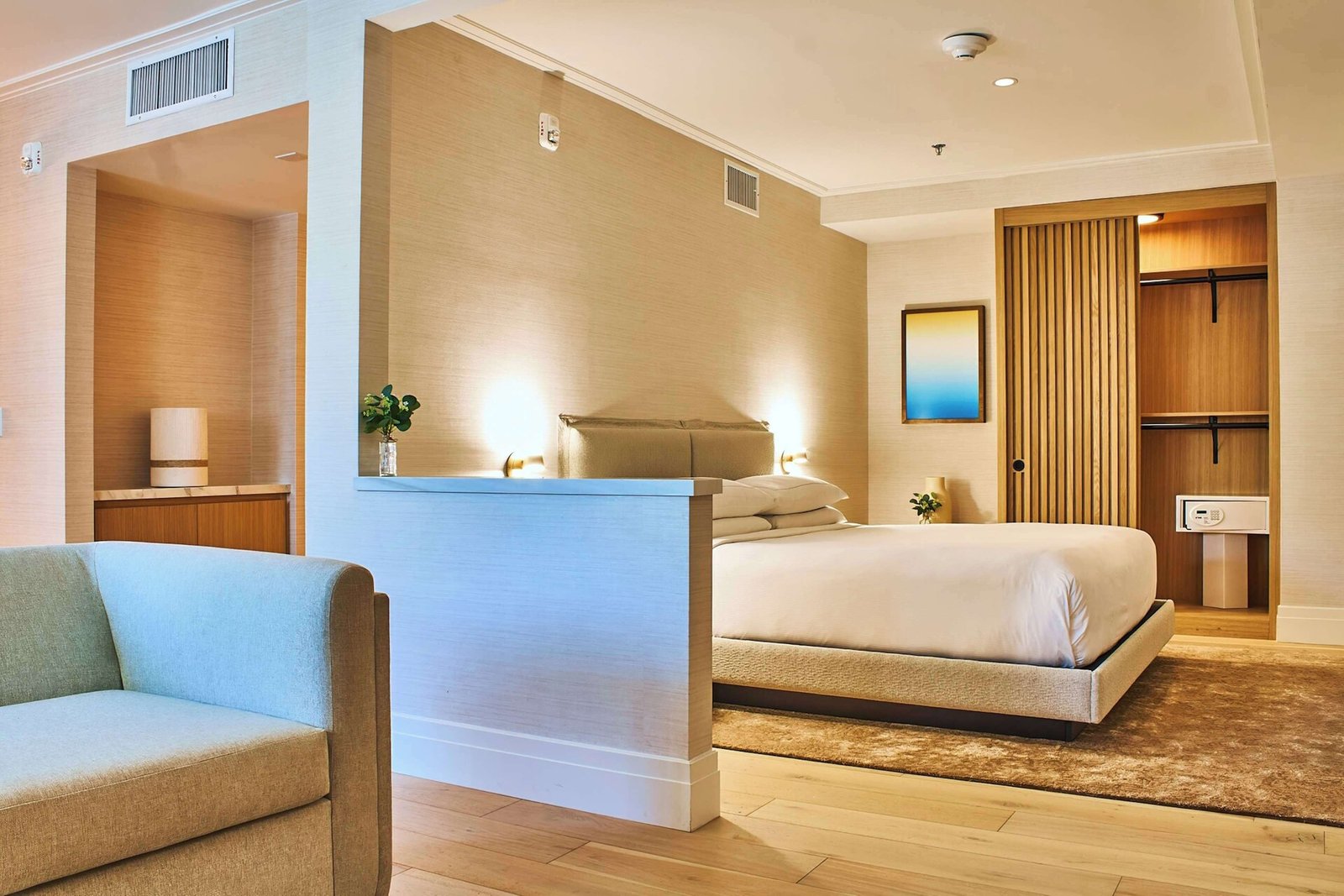 Hilton San Diego/Del Mar — rooms