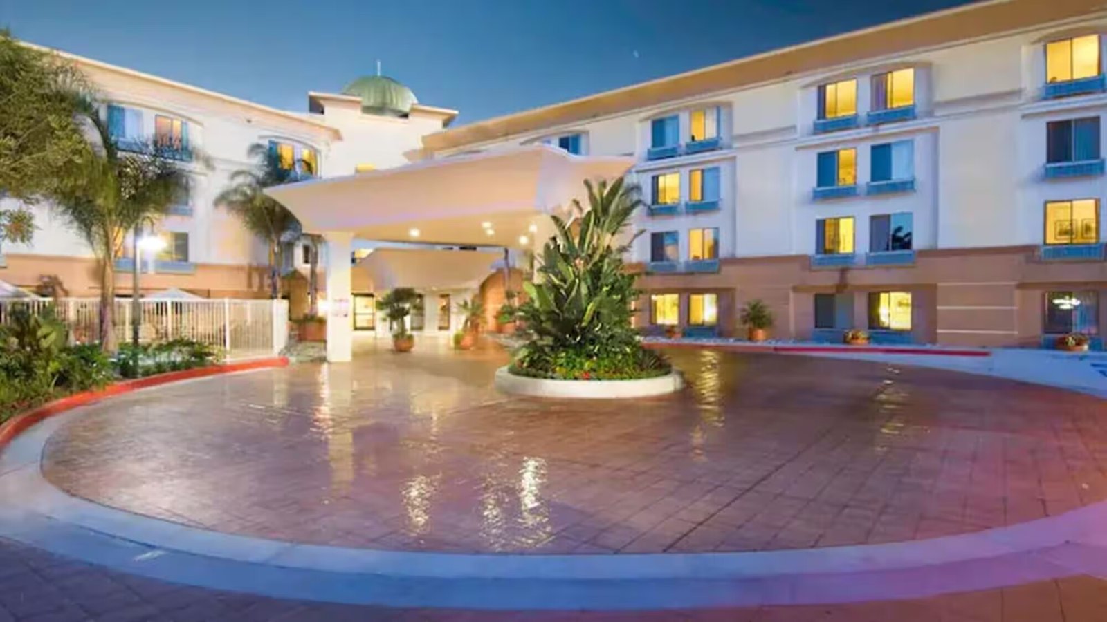 Hilton San Diego/Del Mar — wellness