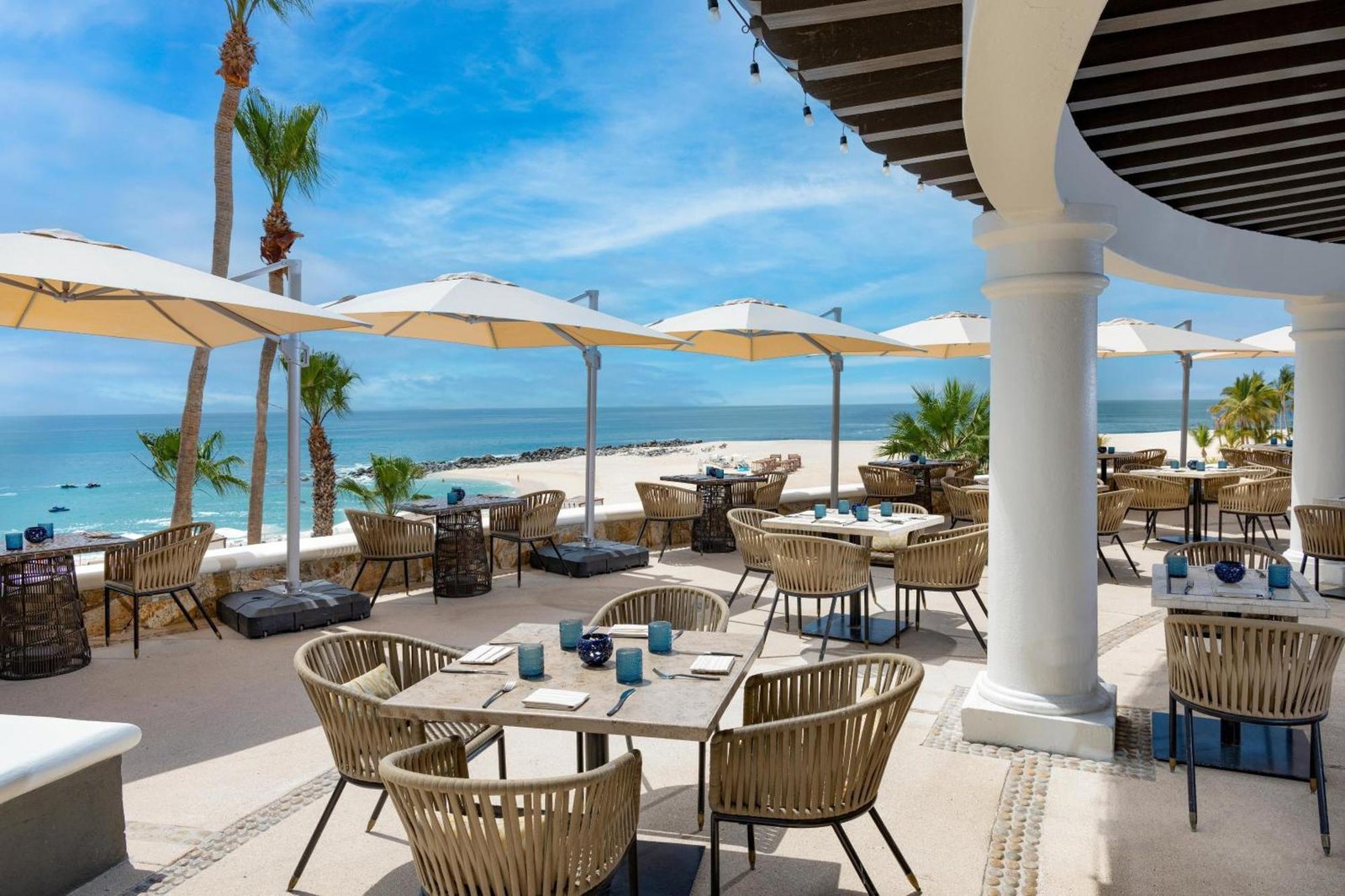 Hilton Los Cabos Beach & Golf Resort, eat & drink