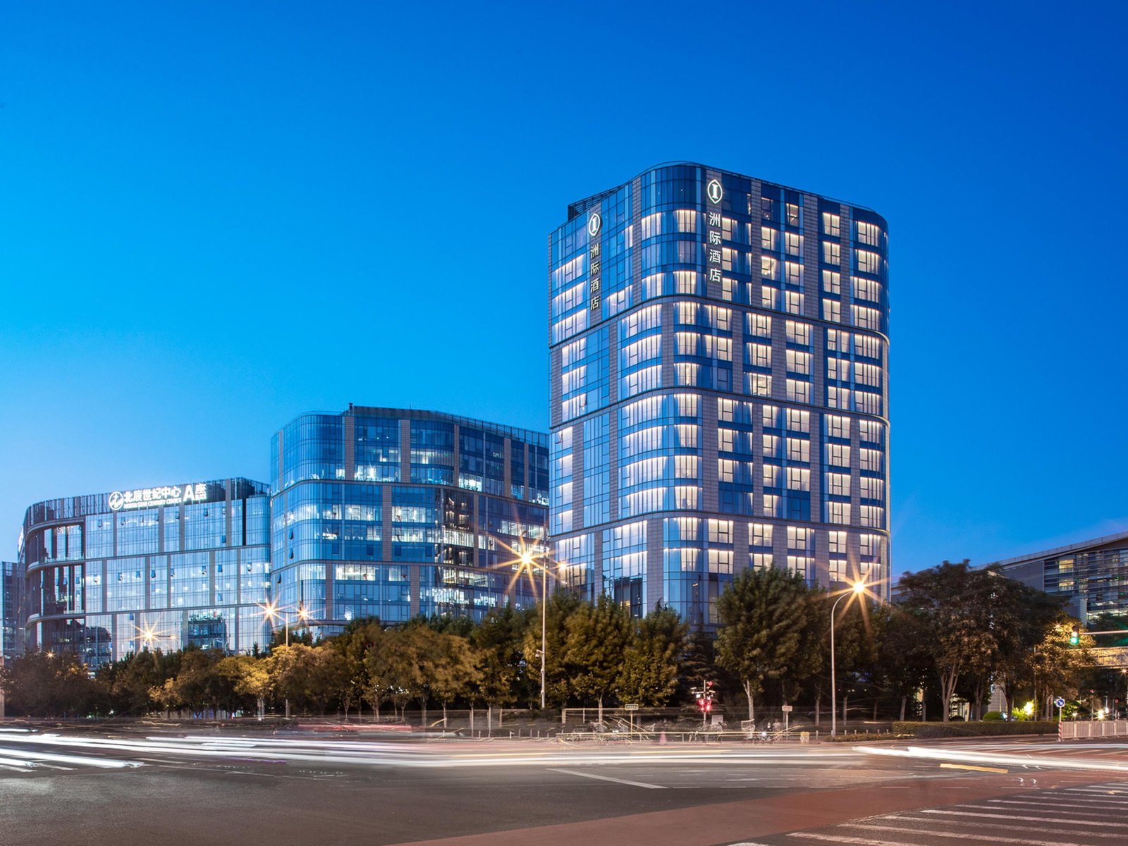 InterContinental Beijing Beichen, backstory