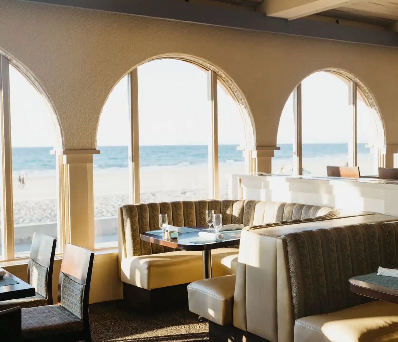 La Jolla Shores Hotel — eat & drink