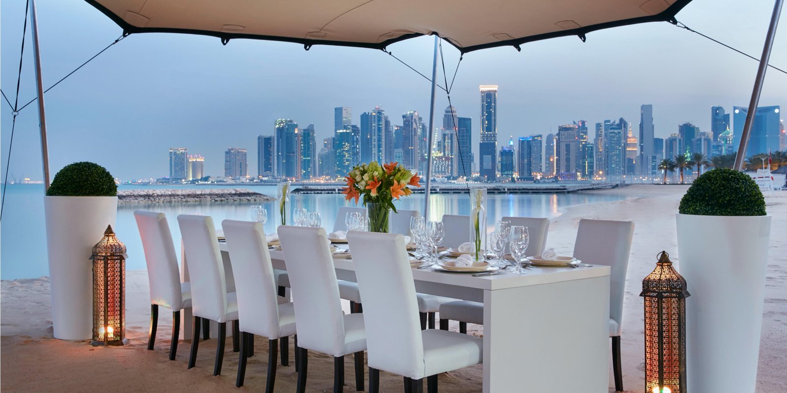 InterContinental Doha Beach & Spa by IHG, eat & drink