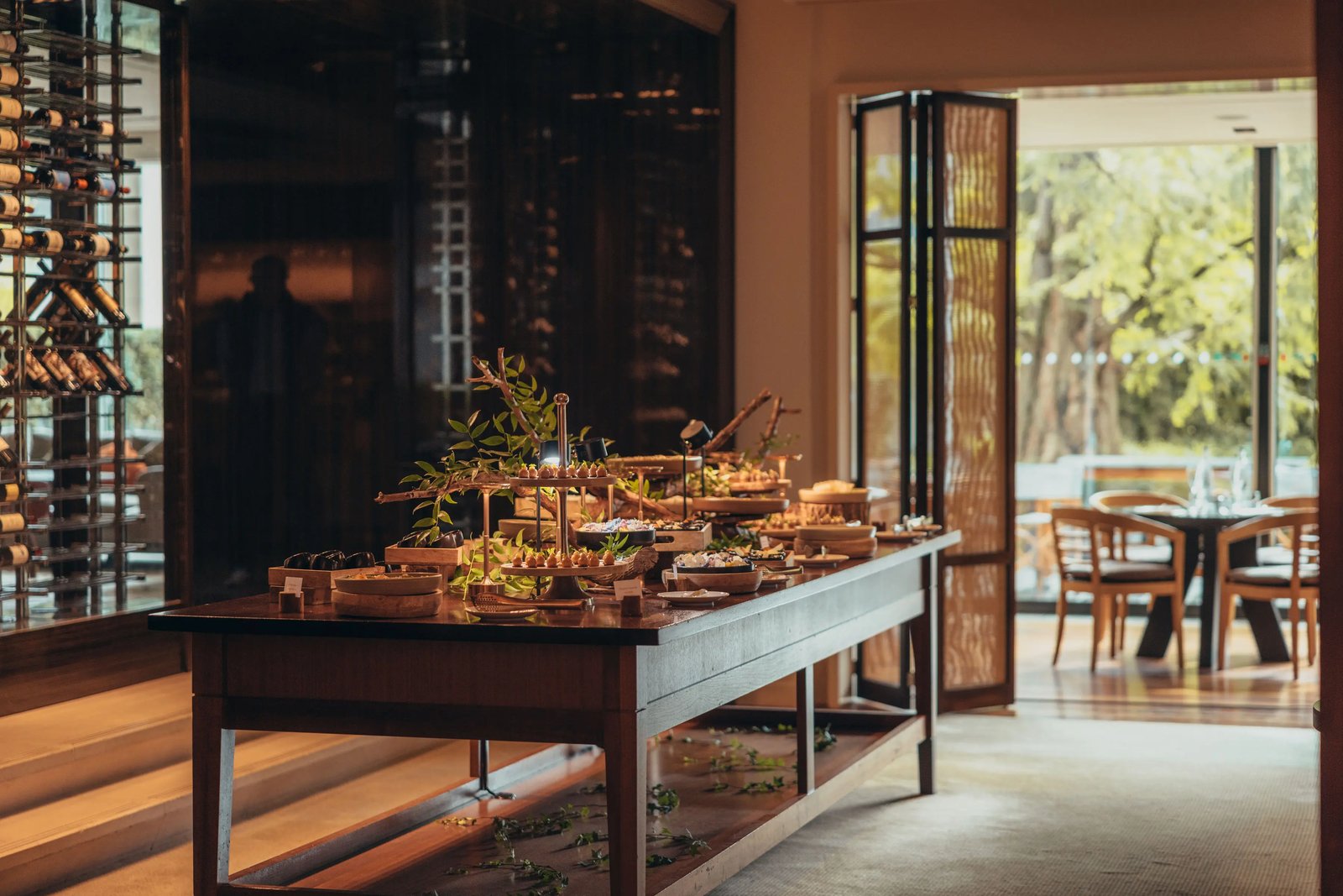 InterContinental Geneve by IHG, woods