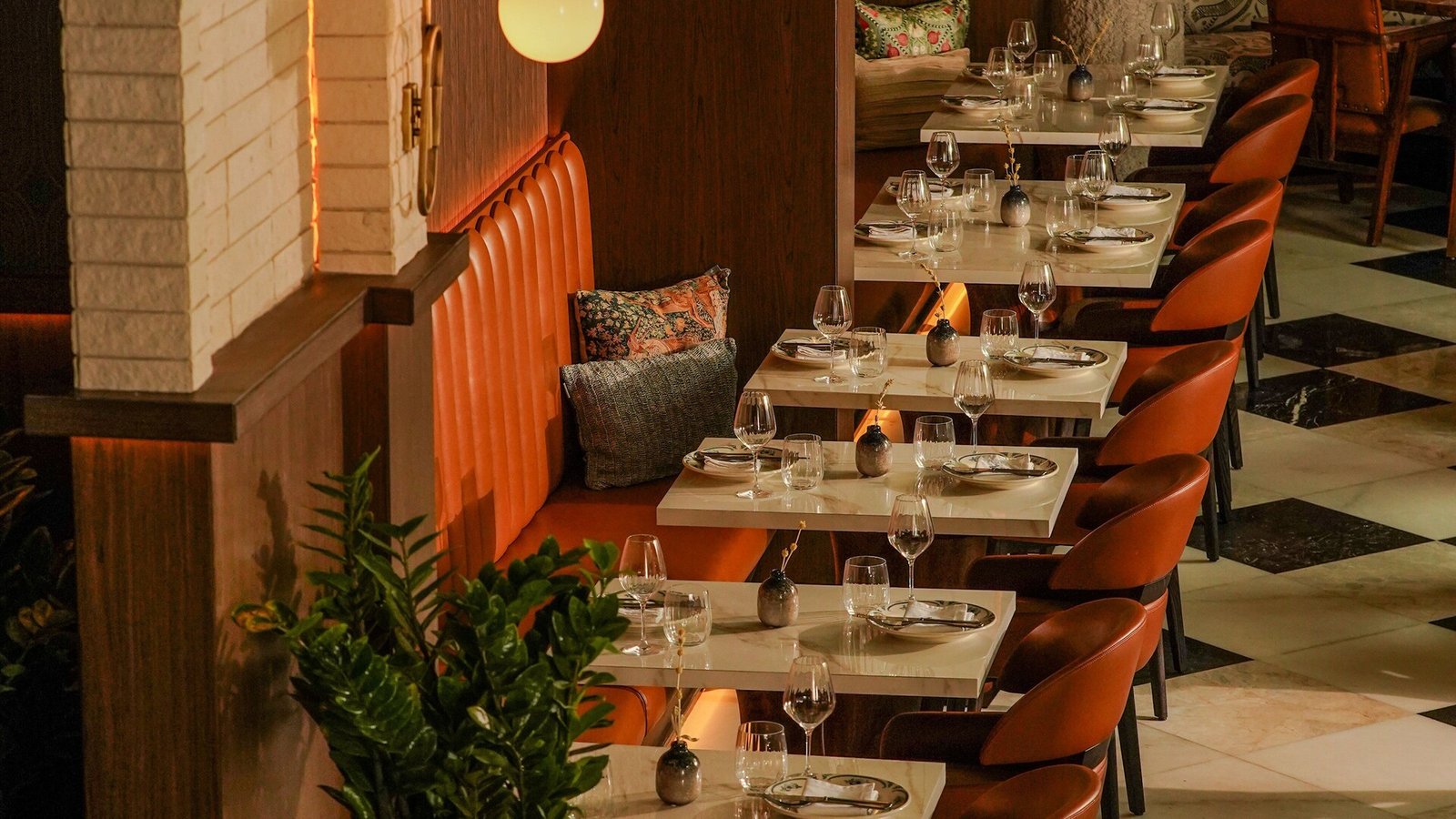 InterContinental Marine Drive-Mumbai by IHG, eat & drink