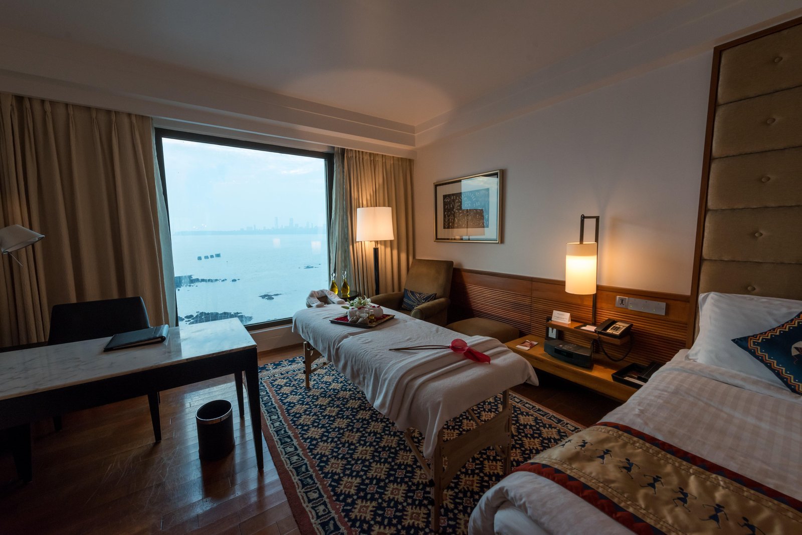 InterContinental Marine Drive-Mumbai by IHG, rooms
