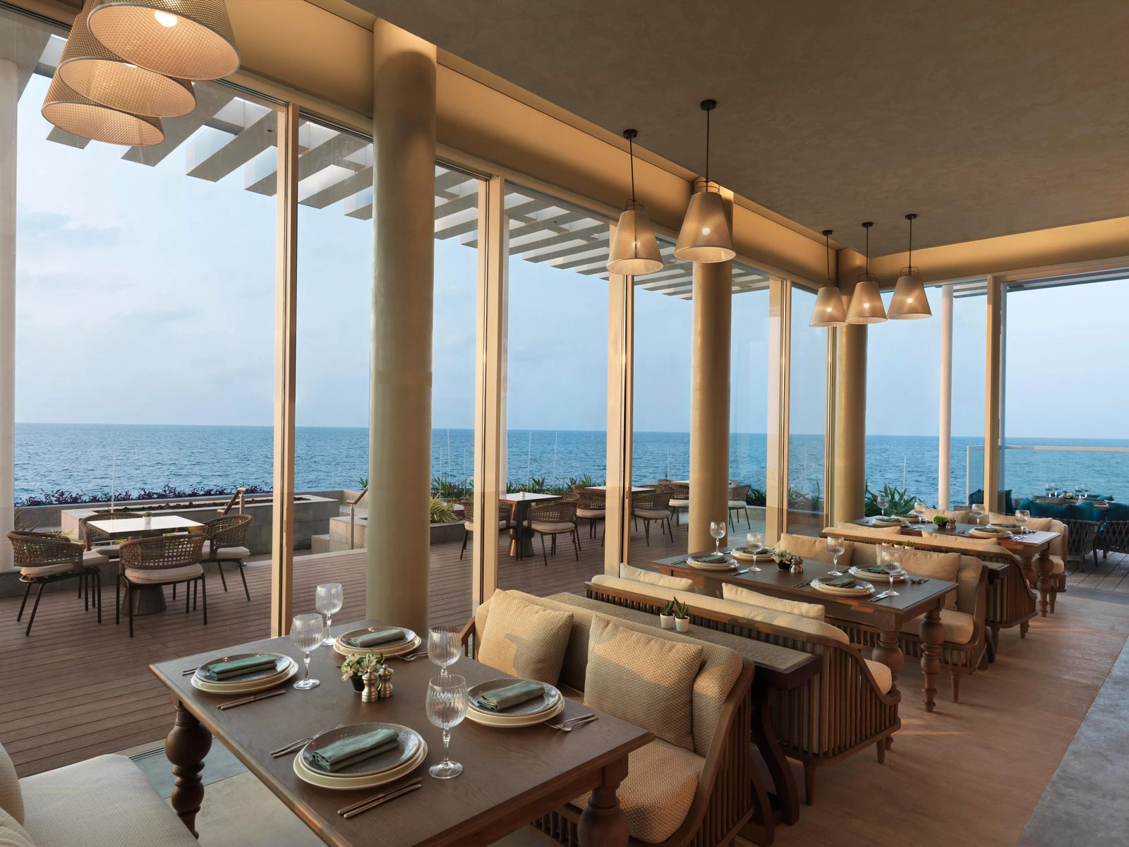 InterContinental Ras Al Khaimah Mina Al Arab Resort & Spa, an IHG Hotel, eat & drink