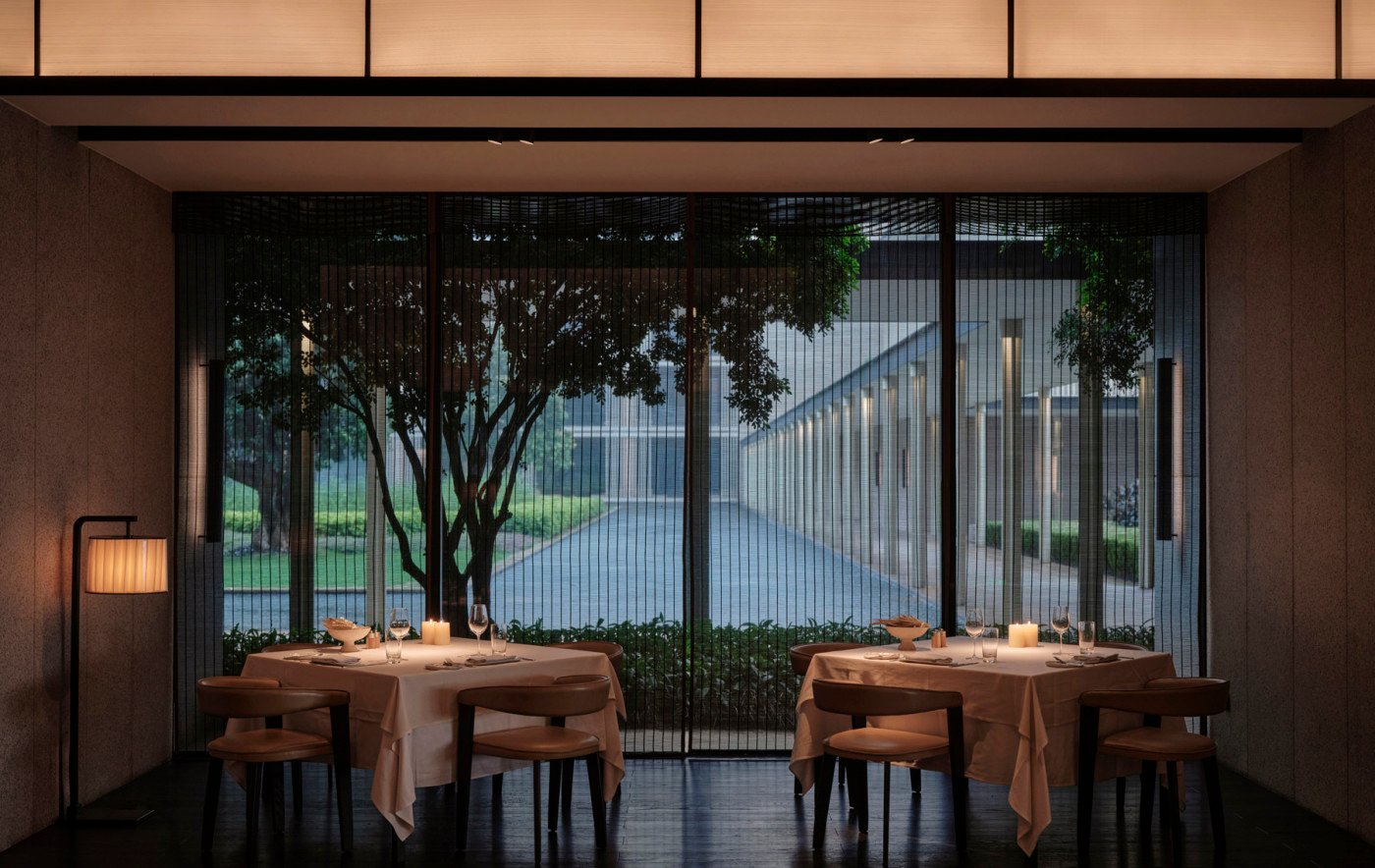 Lohkah Hotel & Spa, at the table
