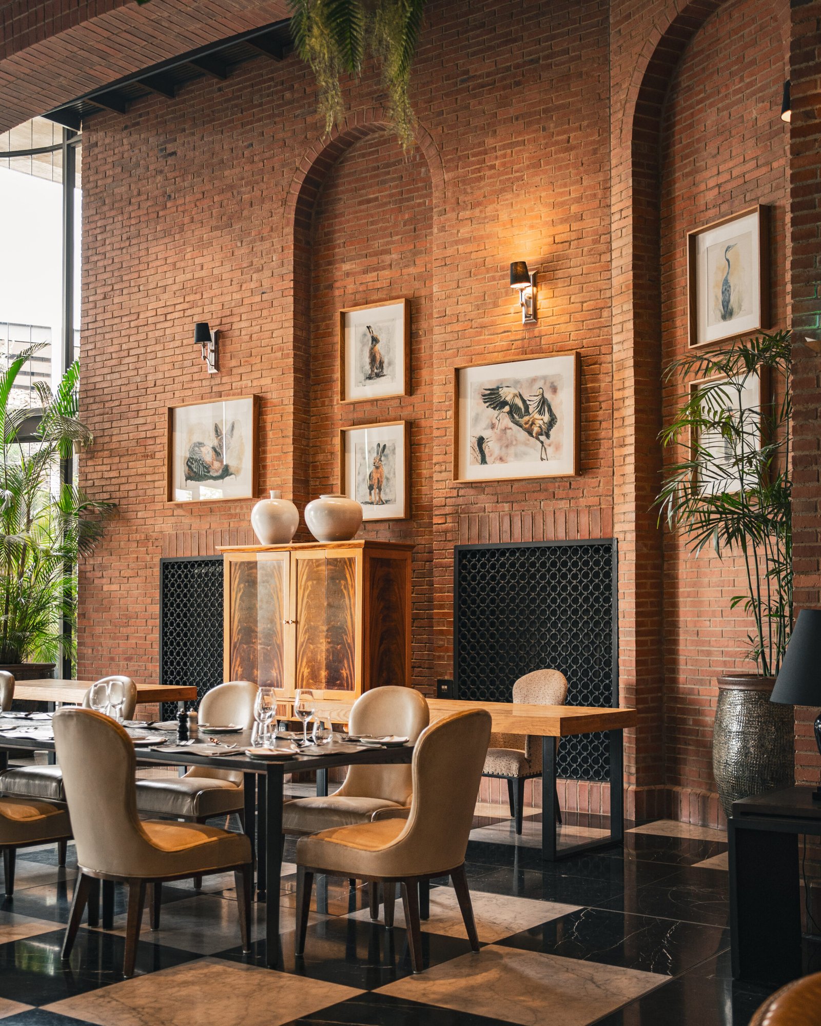 Steyn City Hotel by Saxon, at the table