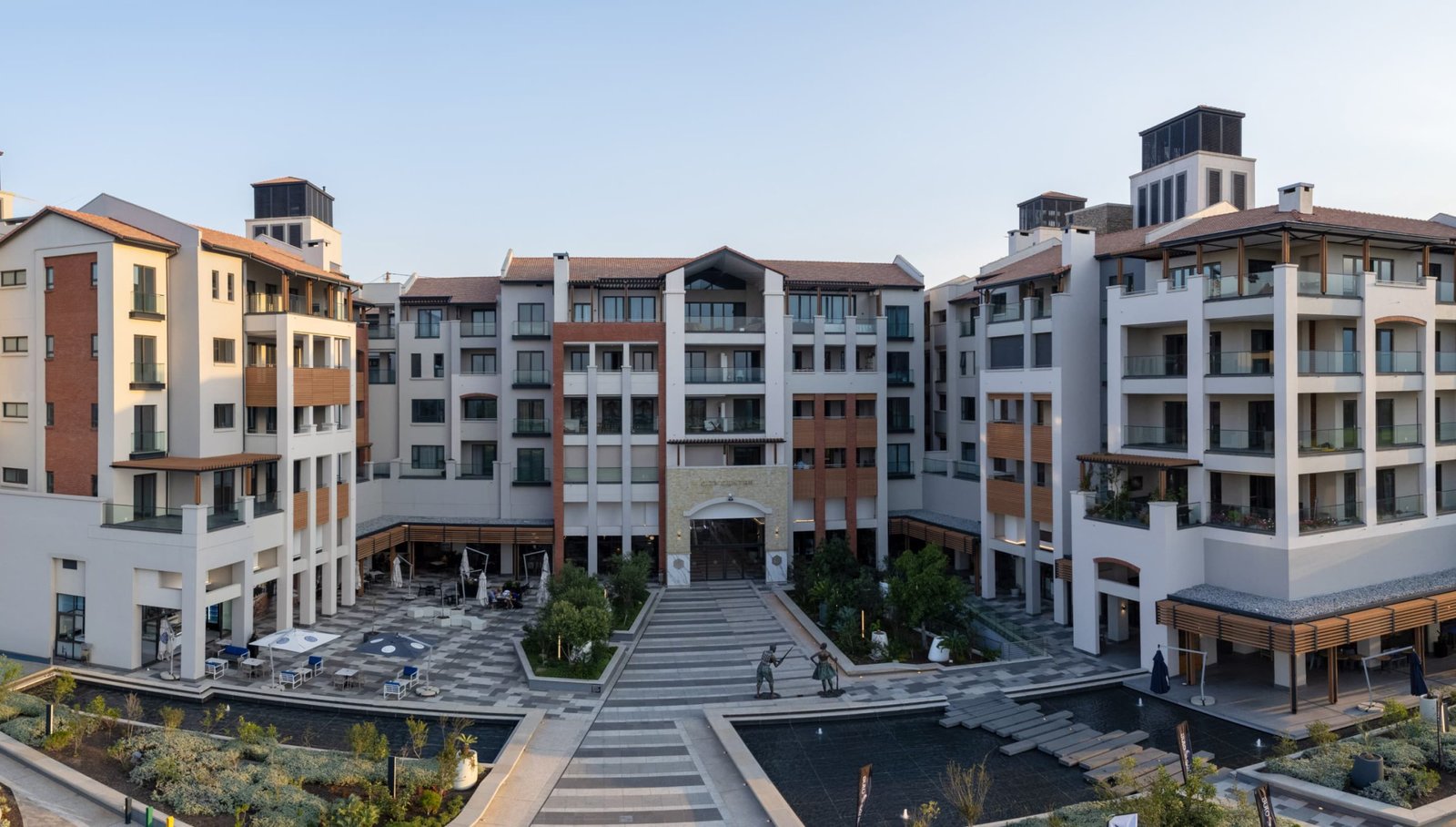 Steyn City Hotel by Saxon, how it began