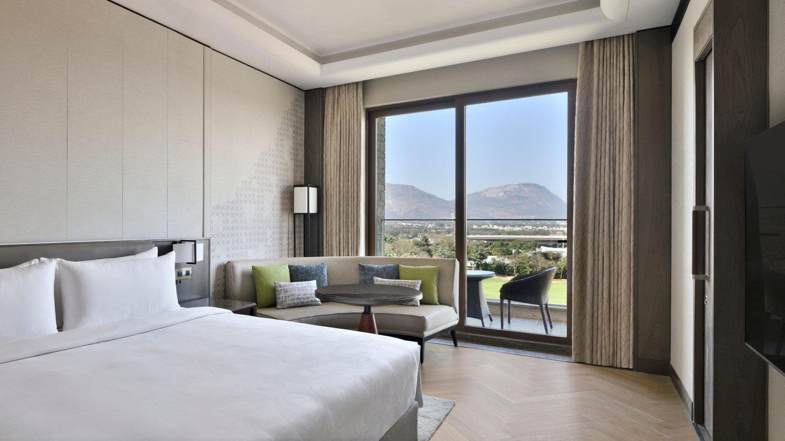 JW Marriott Bengaluru Prestige Golfshire Resort & Spa, rooms