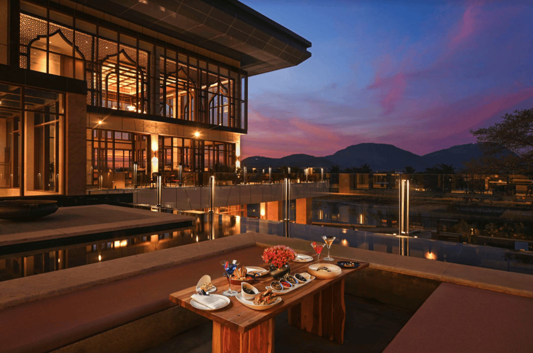 JW Marriott Bengaluru Prestige Golfshire Resort & Spa, eat & drink