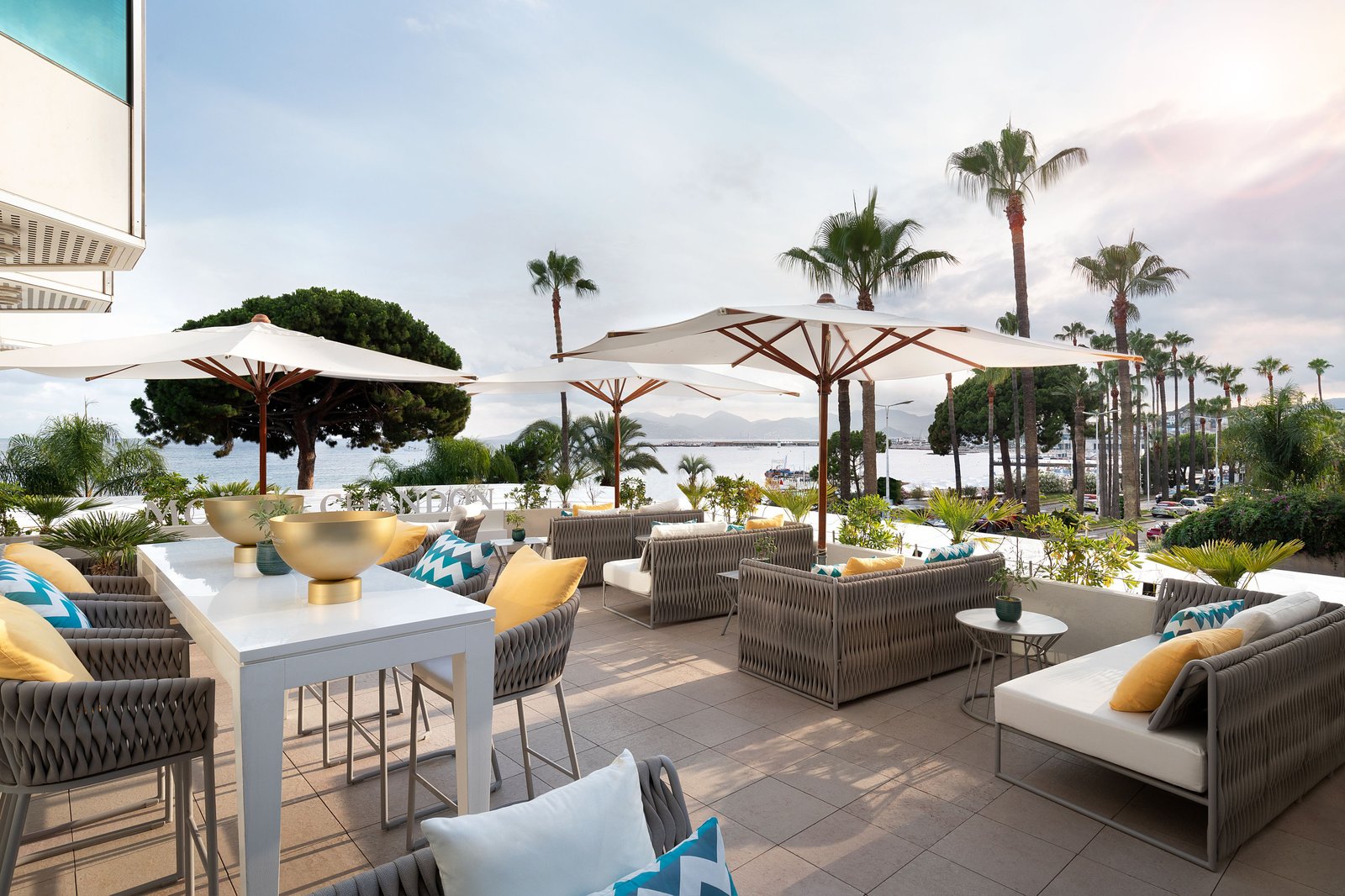 JW Marriott Cannes, at the table