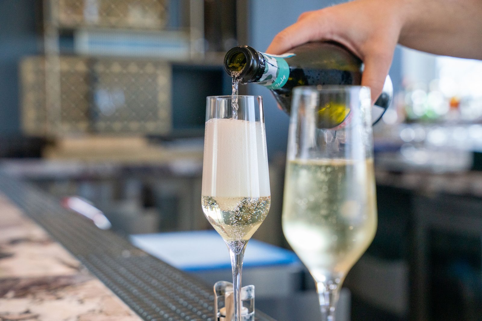 Hotel La Jolla, Curio Collection by Hilton — eat & drink