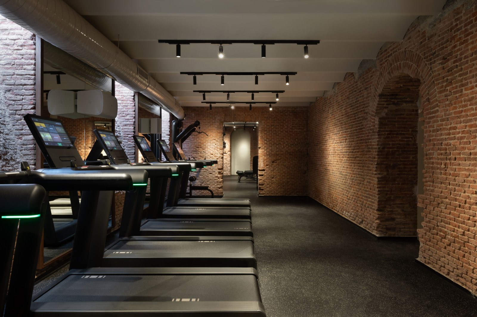 JW Marriott Hotel Madrid, the gym