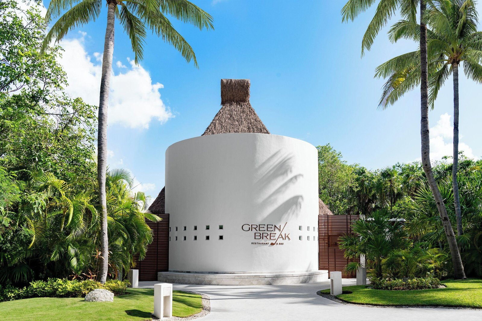 VidantaWorld Jungala Hotel - Riviera Maya, eat & drink