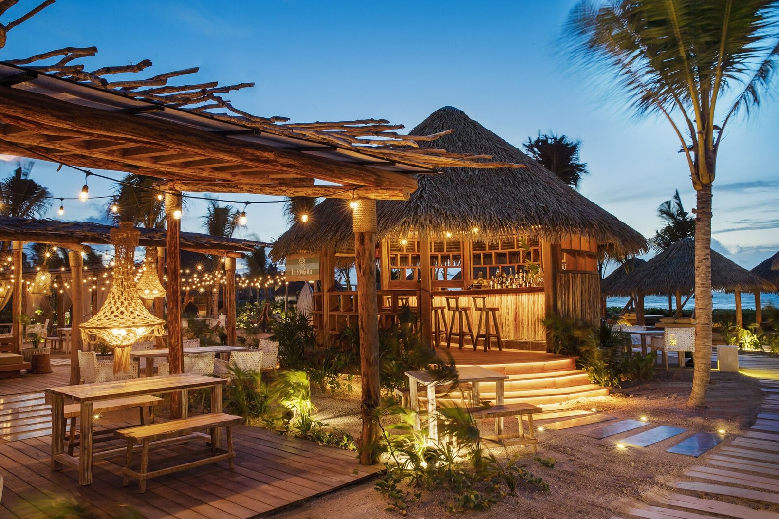VidantaWorld Jungala Hotel - Riviera Maya, eat & drink