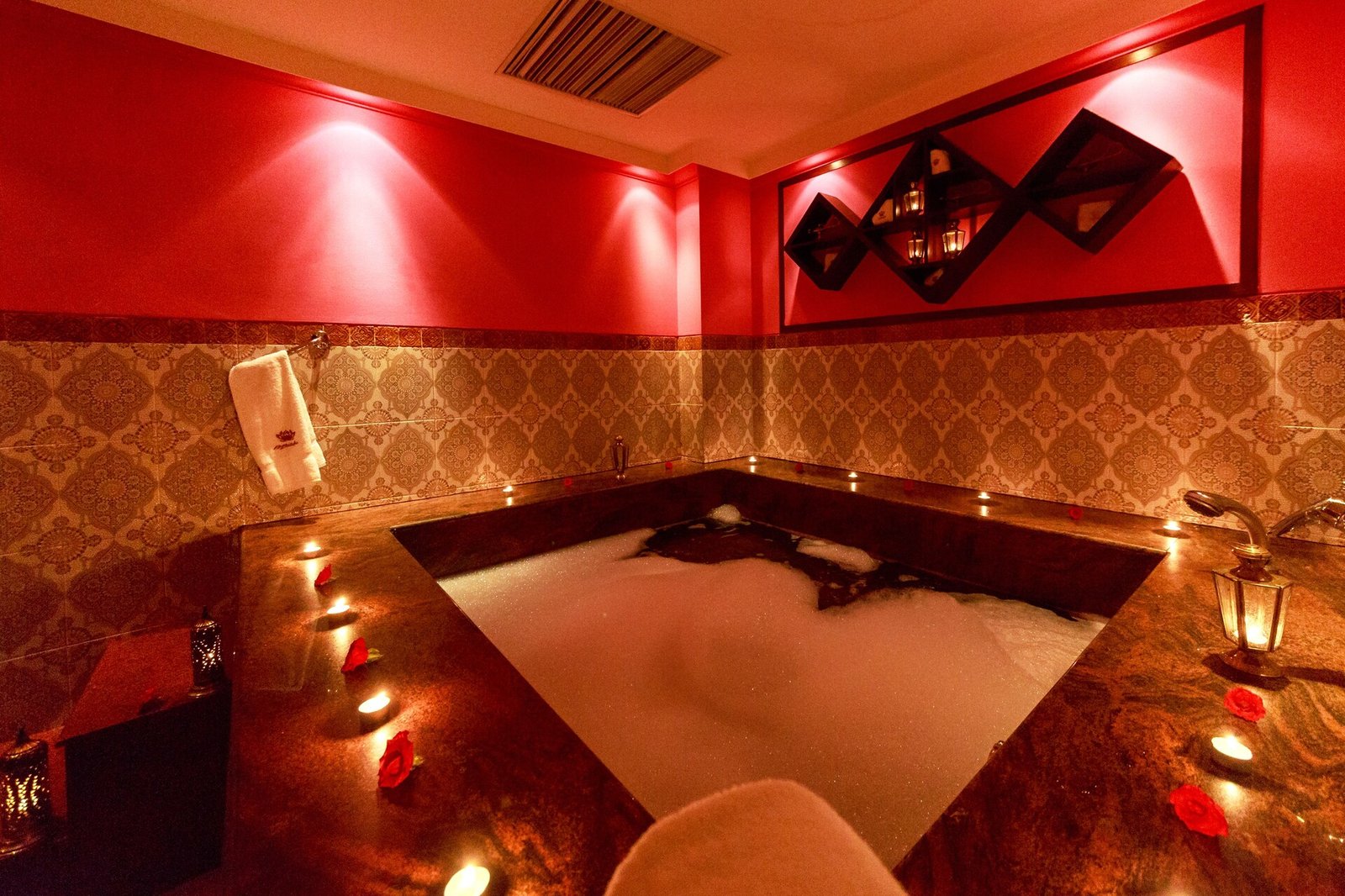 Serena Hotel, wellness