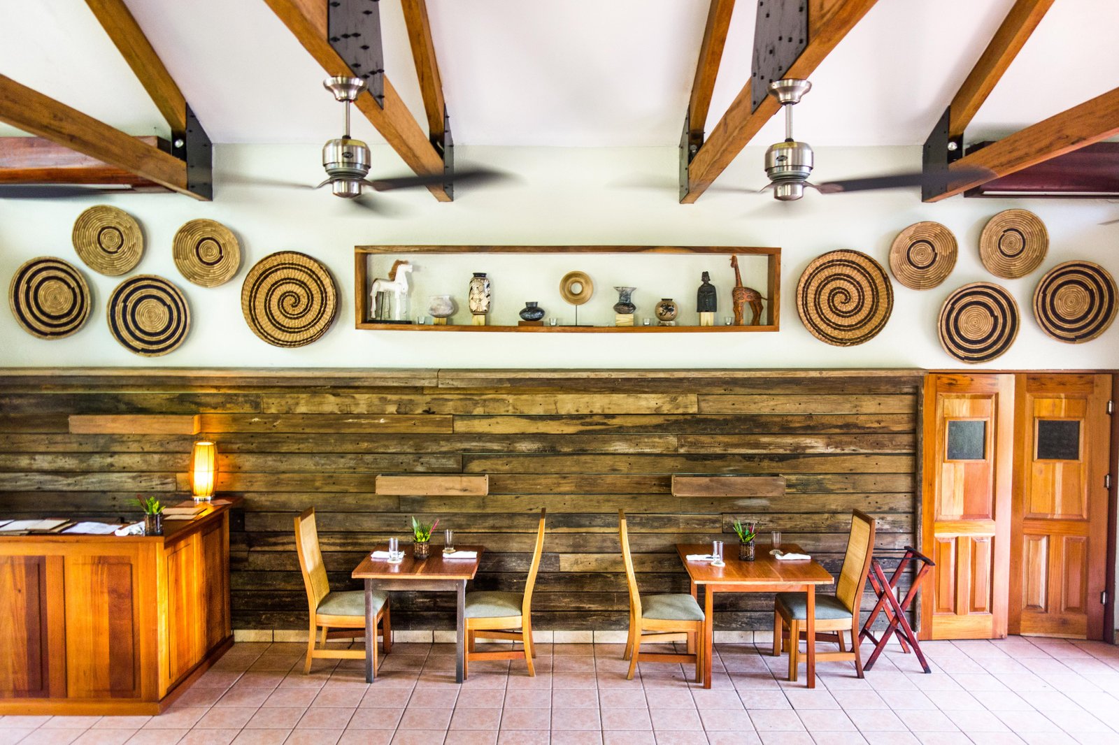 Ka'ana Resort, eat & drink