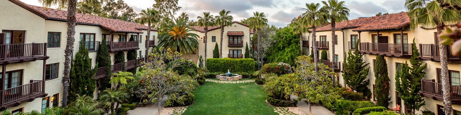 Estancia La Jolla Hotel & Spa — vibe