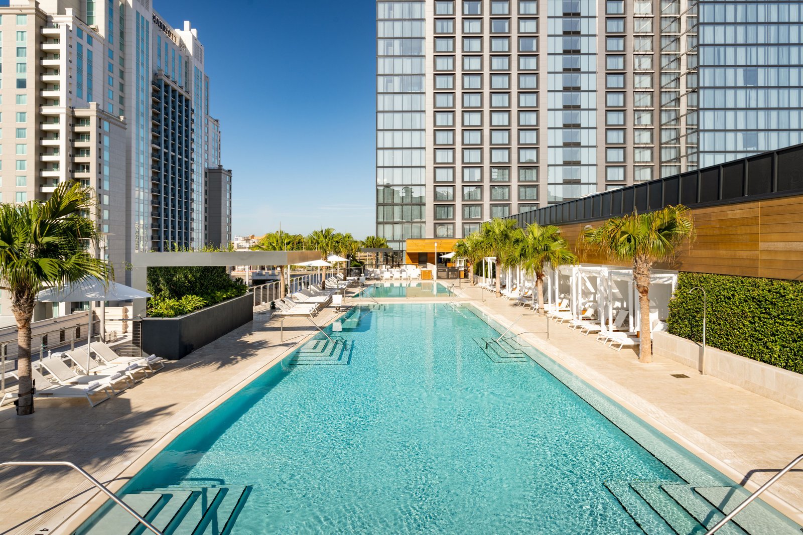 JW Marriott Tampa Water Street, the pool