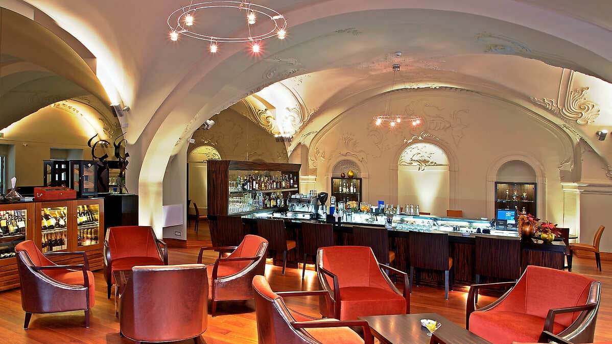 The Grand Mark Prague, two steps bar & lounge