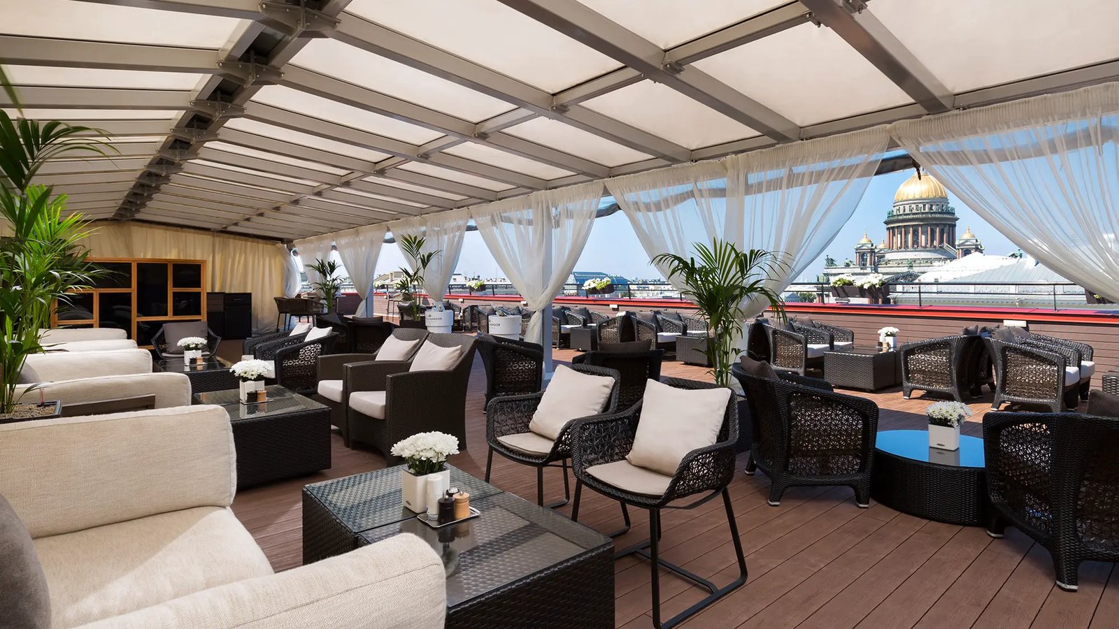 Lotte Hotel St.Petersburg, eat & drink
