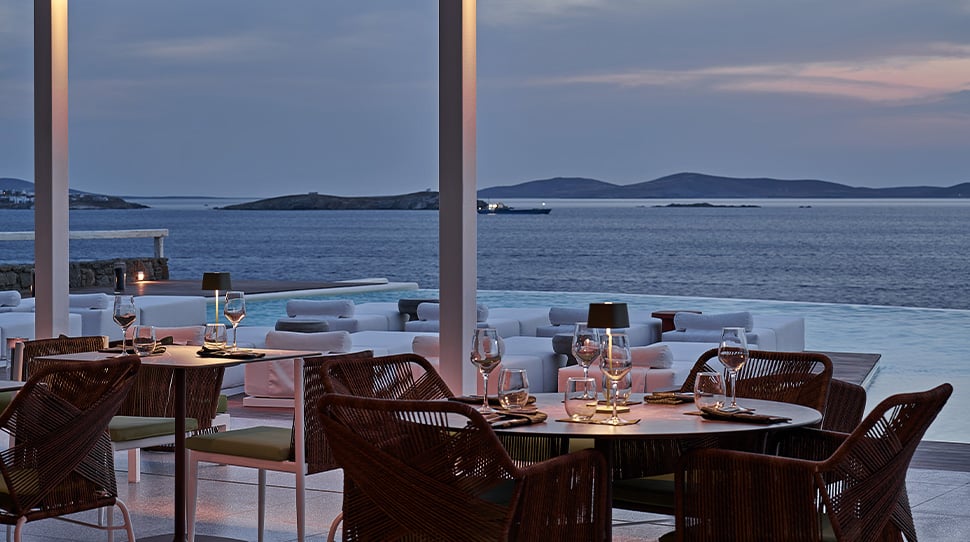 Kouros Hotel & Suites, eat & drink