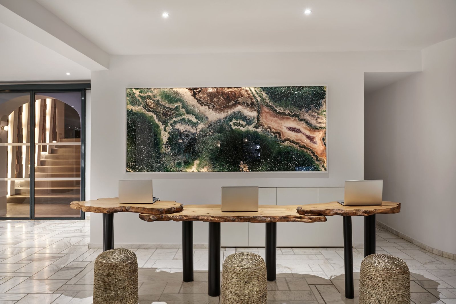 Kouros Hotel & Suites, vibe