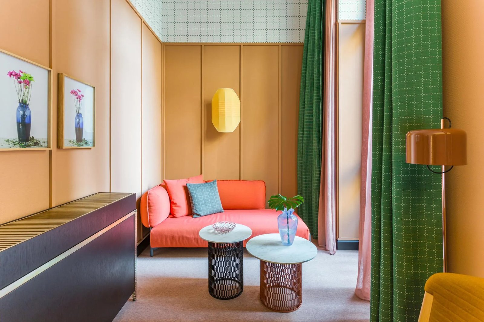 Room Mate Giulia — backstory