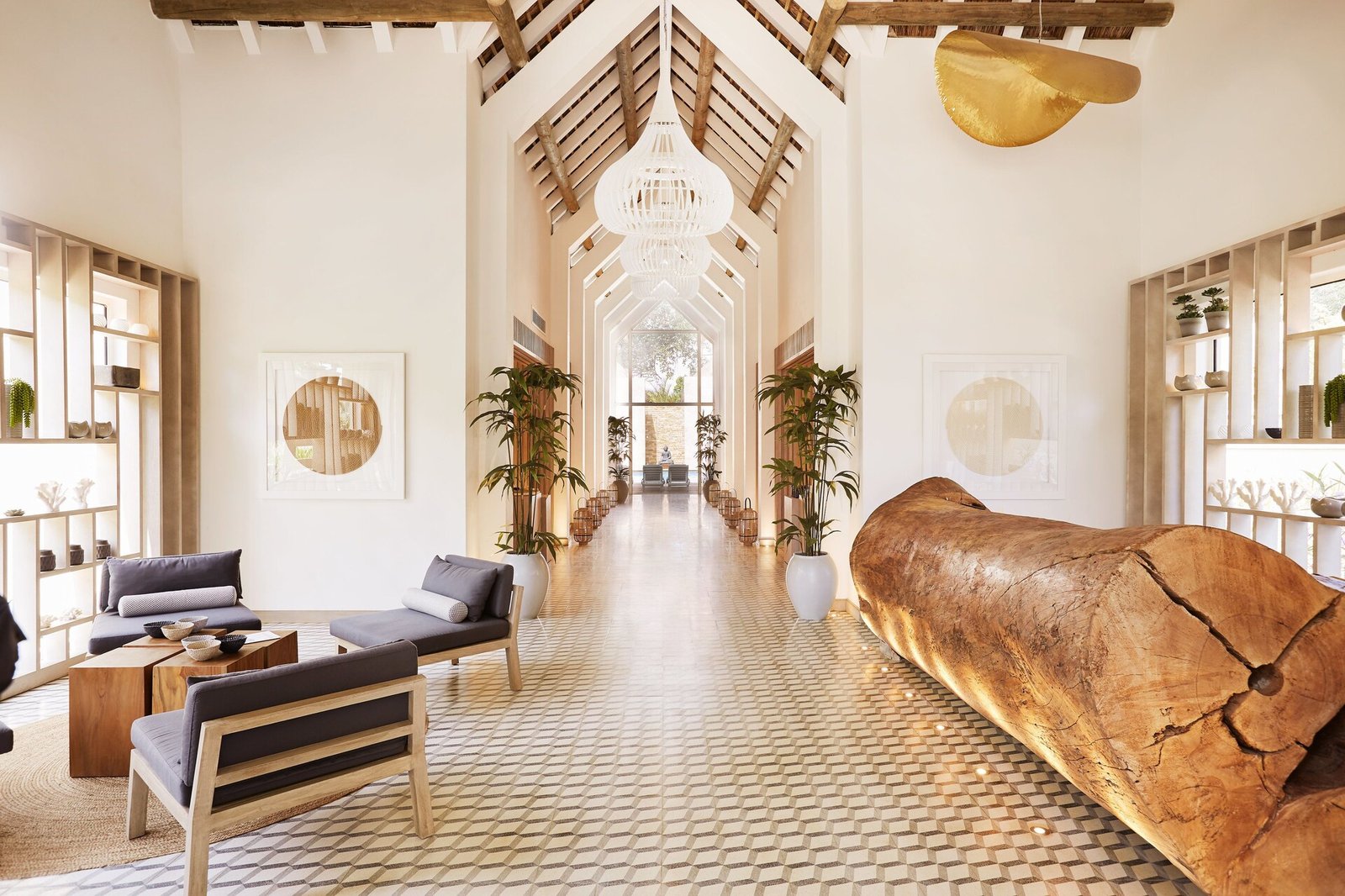 LUX Grand Gaube