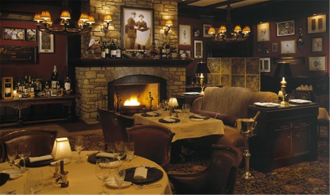 The Lodge at Sea Island, at the table