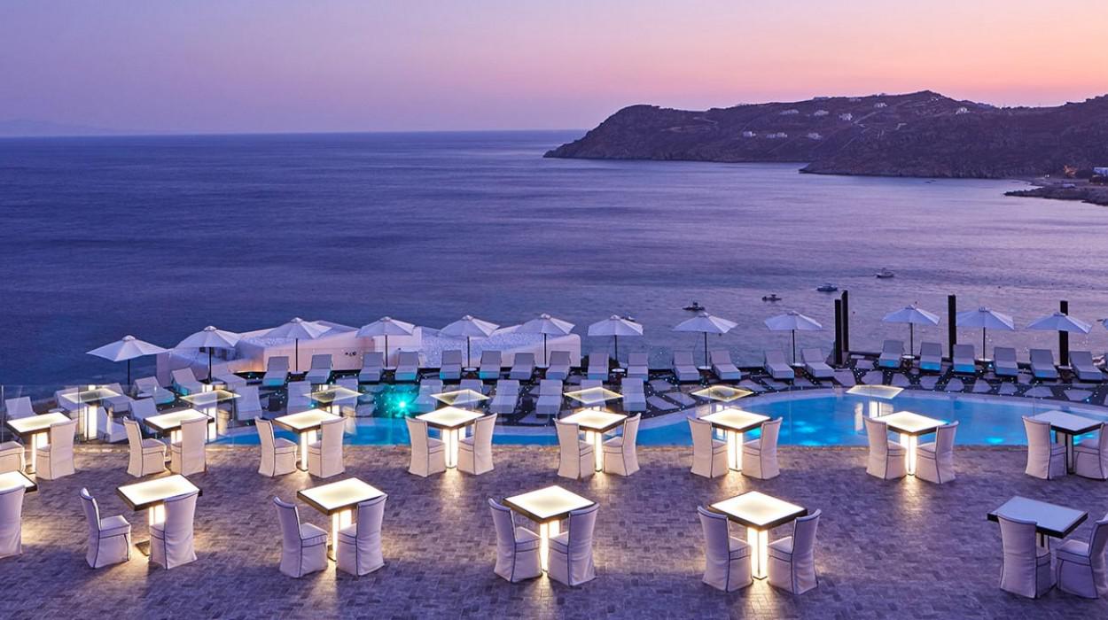 Royal Myconian - Leading Hotels of the World, eat & drink
