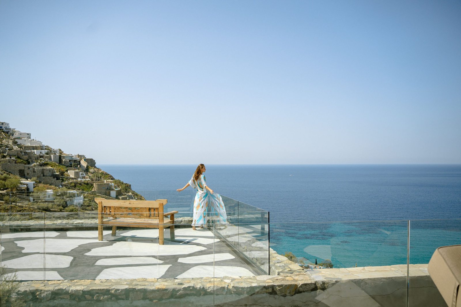 Royal Myconian - Leading Hotels of the World, vibe
