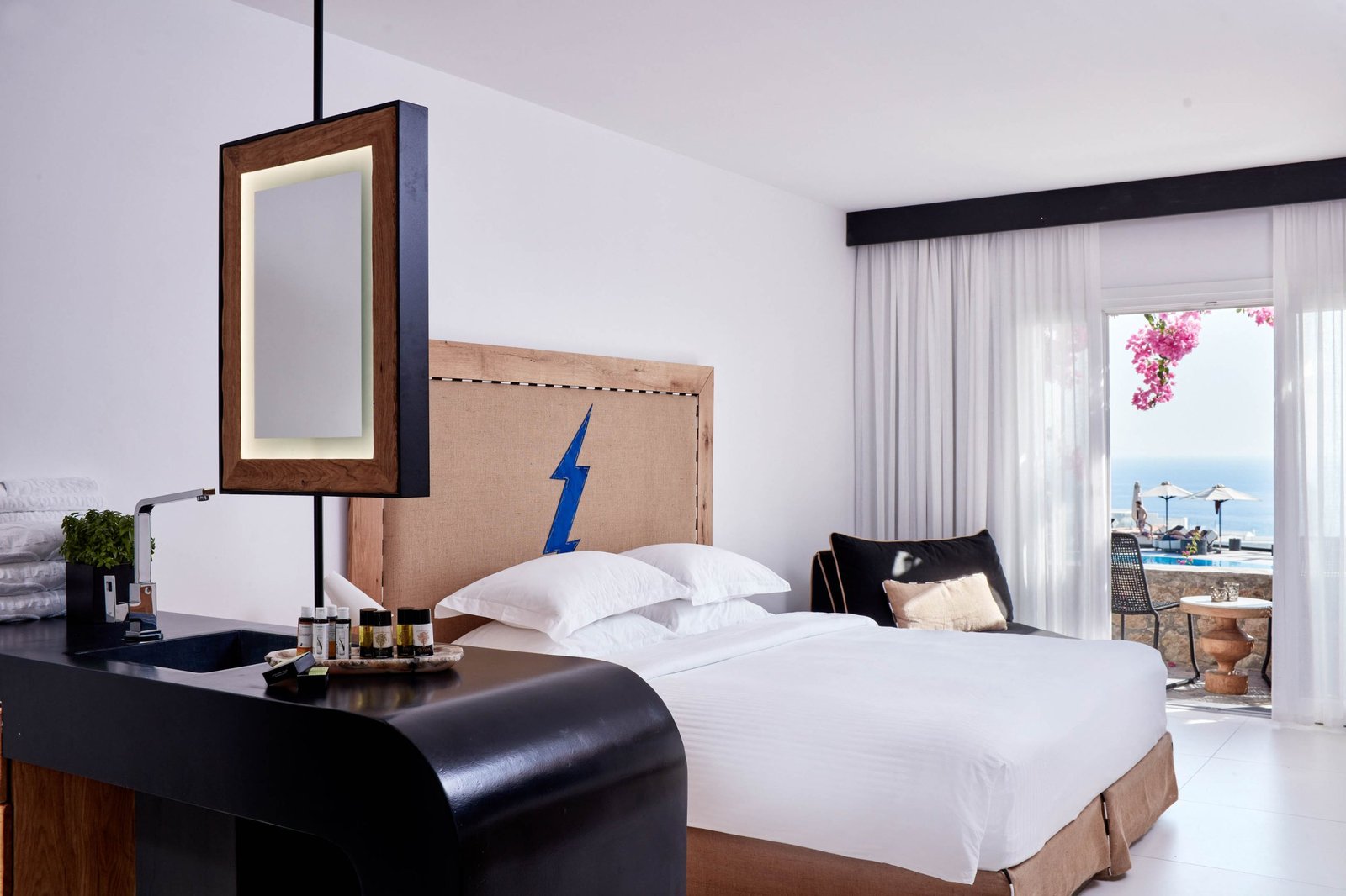 Royal Myconian - Leading Hotels of the World, rooms