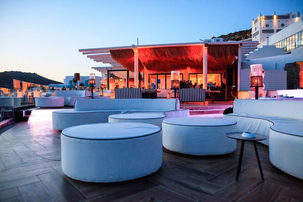 Royal Myconian - Leading Hotels of the World, vibe
