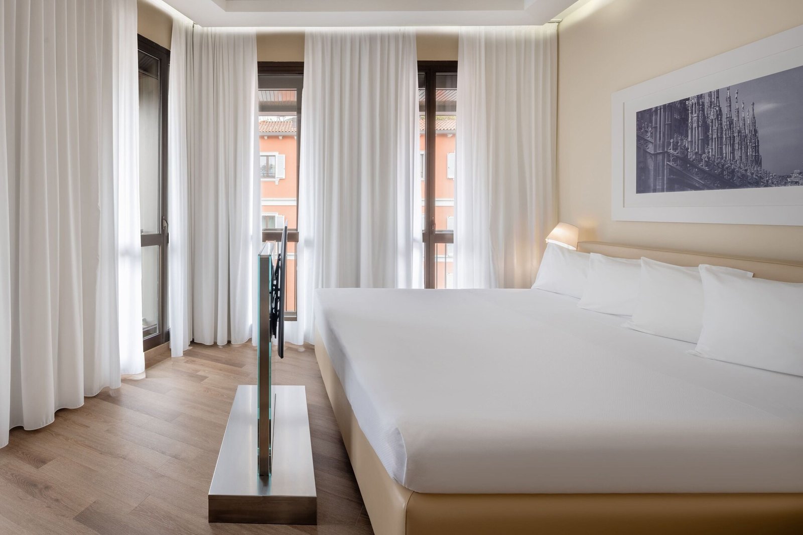 UNA Hotels Cusani Milano — rooms