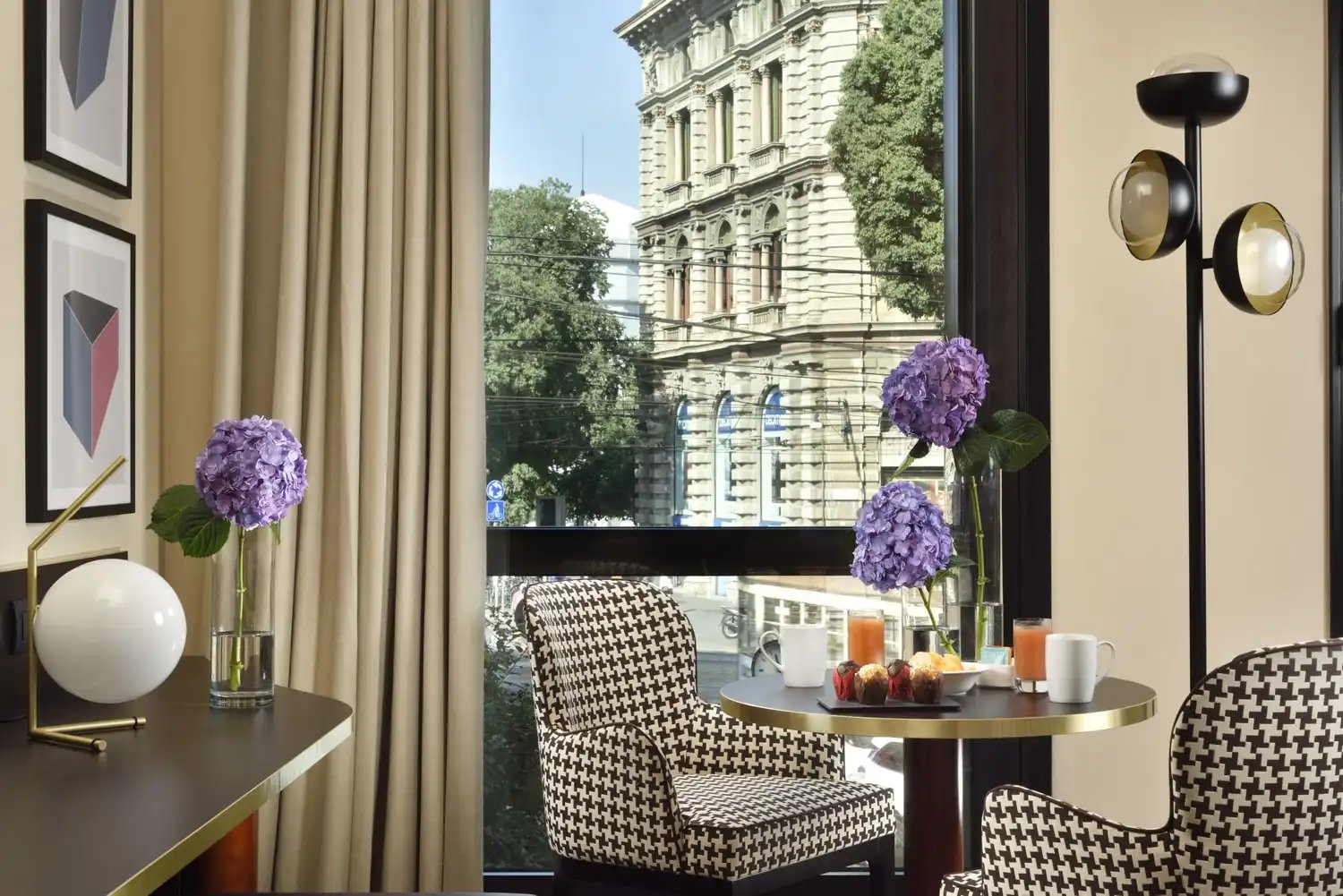 UNA Hotels Cusani Milano — vibe