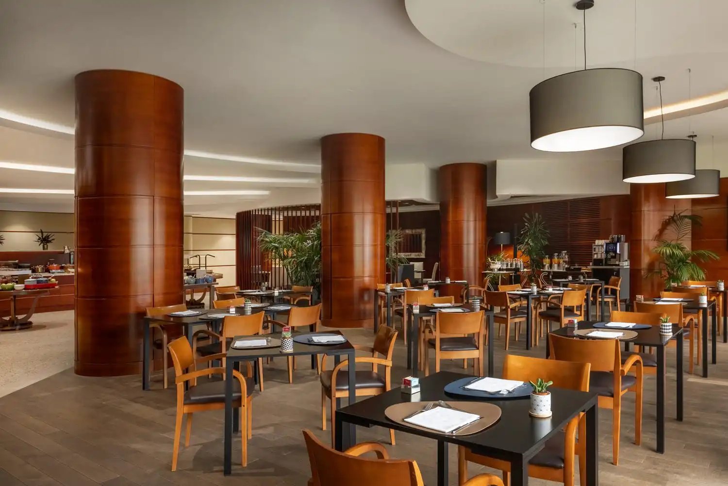 UNA Hotels Cusani Milano — eat & drink