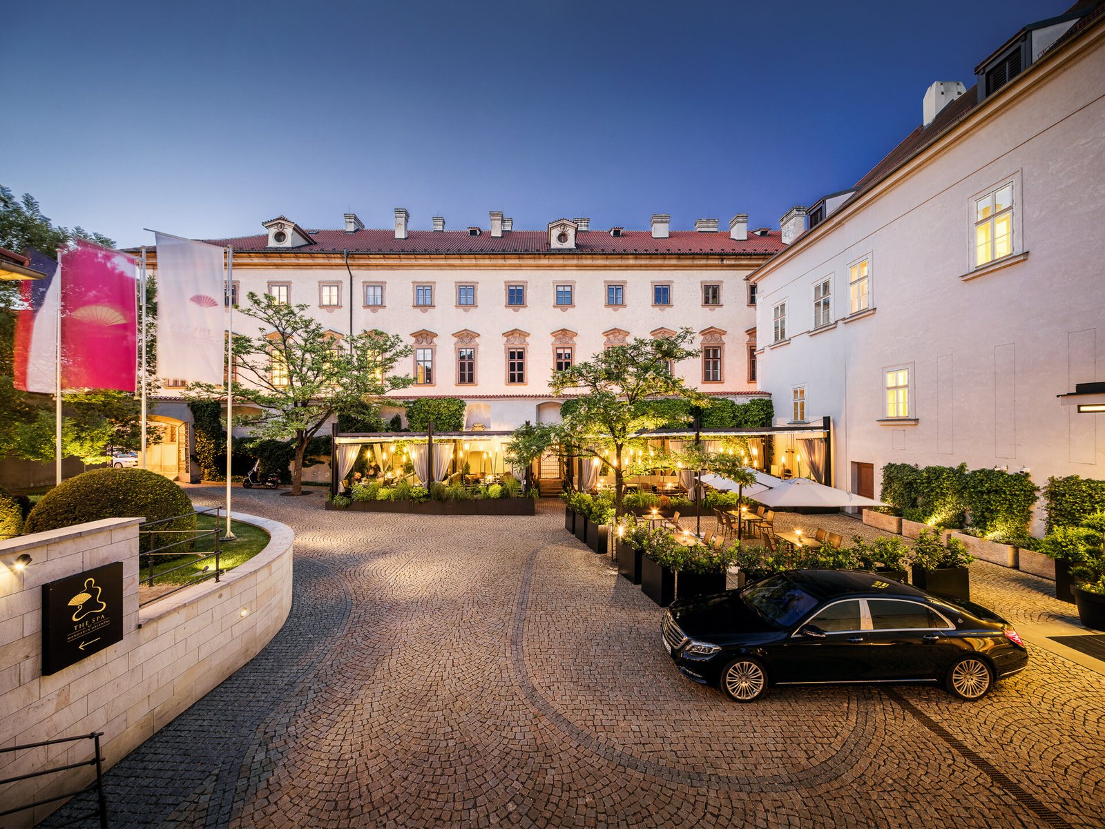 Mandarin Oriental, Prague, how it began