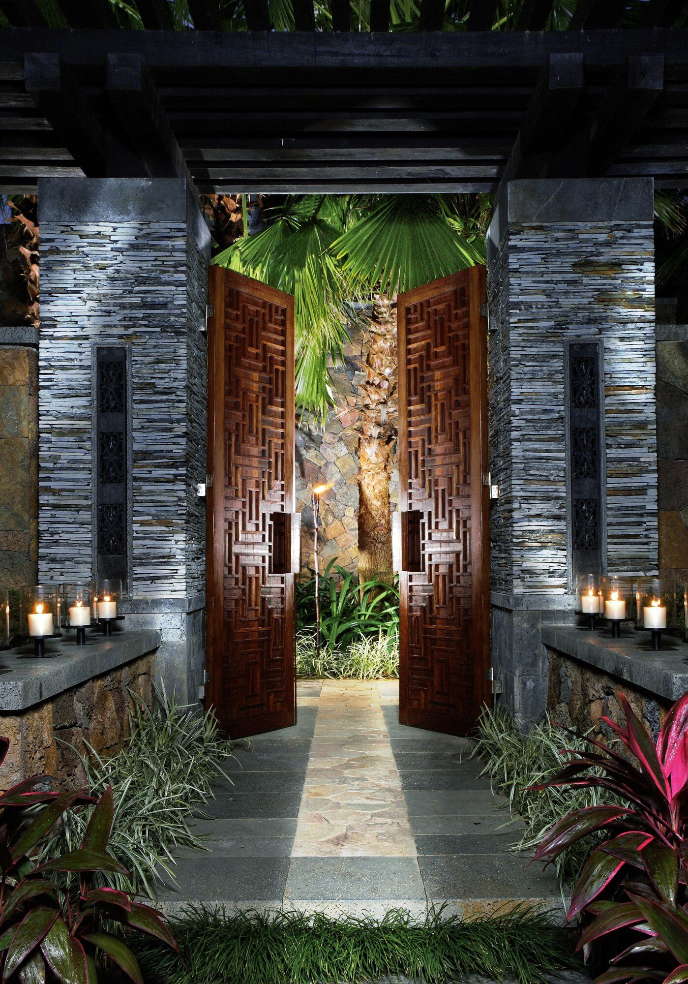 Mandarin Oriental, Sanya, backstory