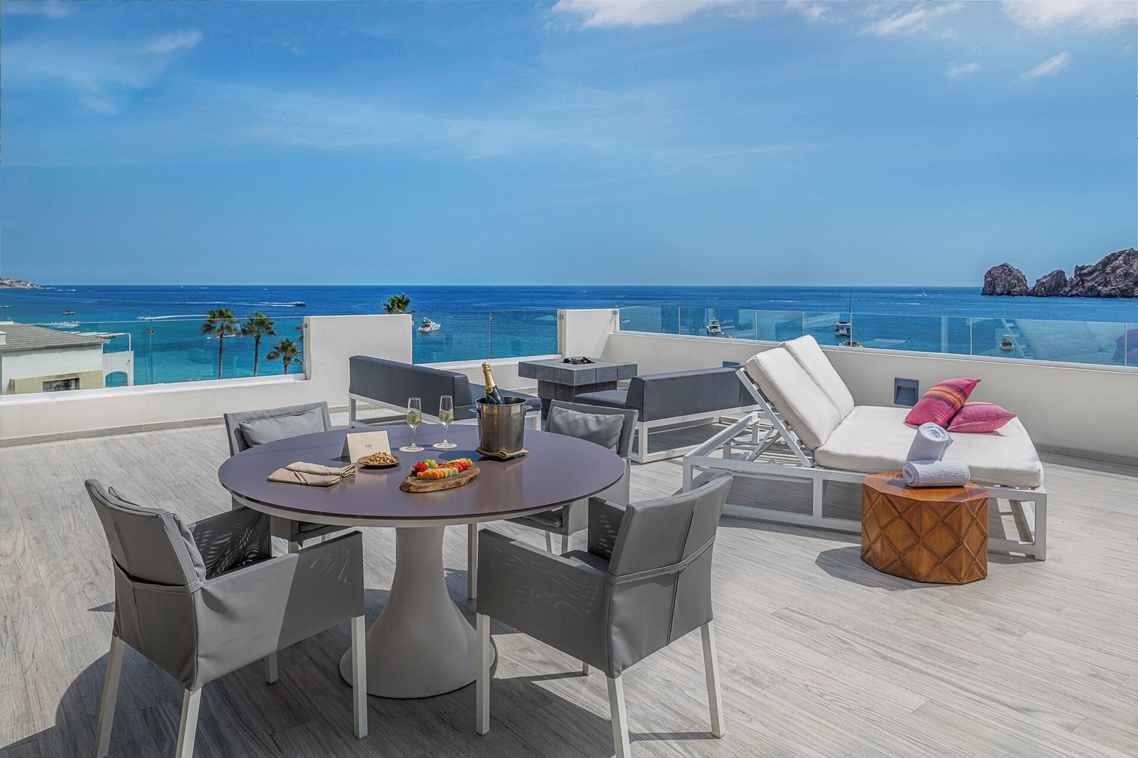 ME Cabo by Meliá - Adults Only, rooms