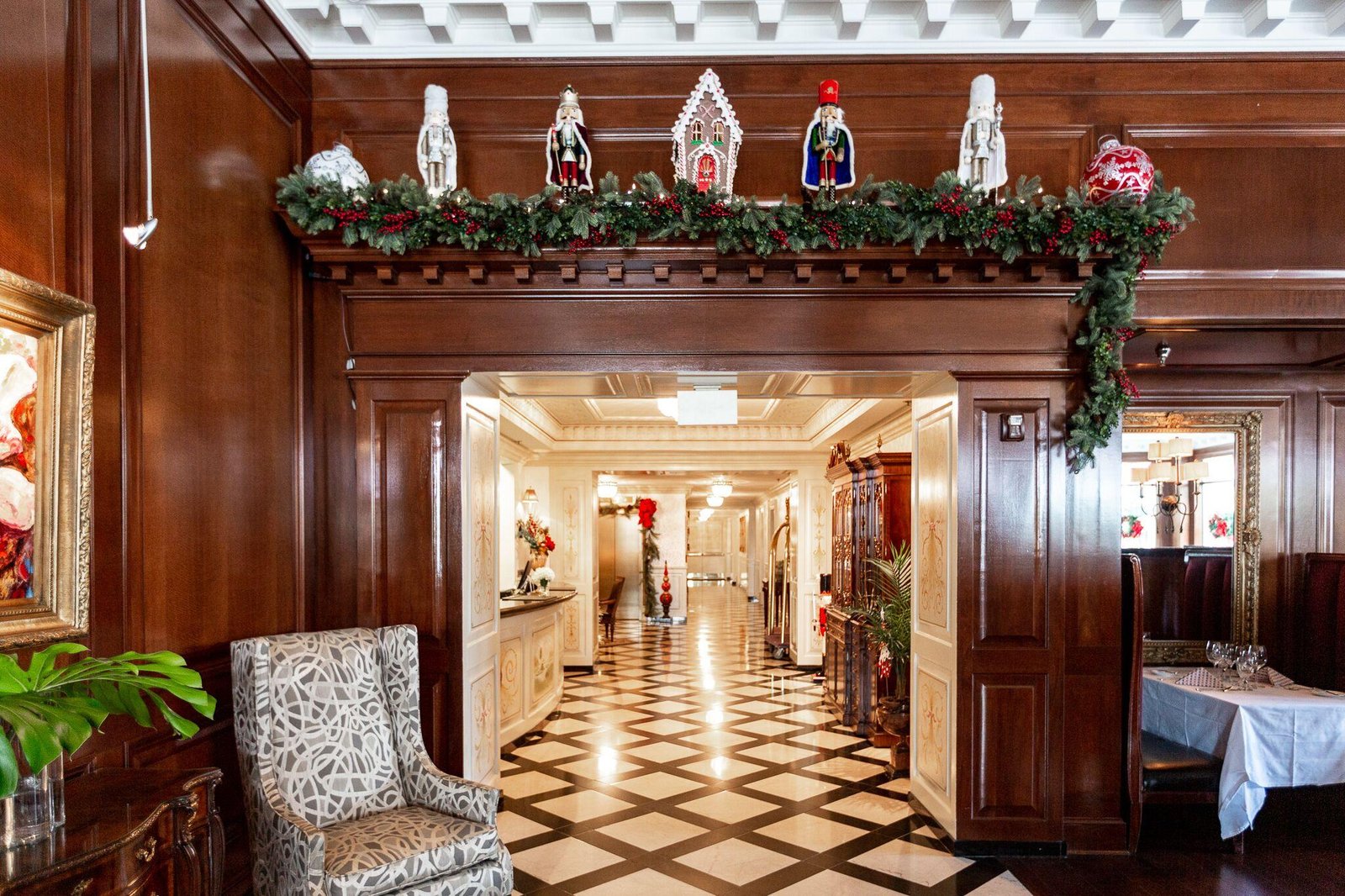 Market Pavilion Hotel, vibe